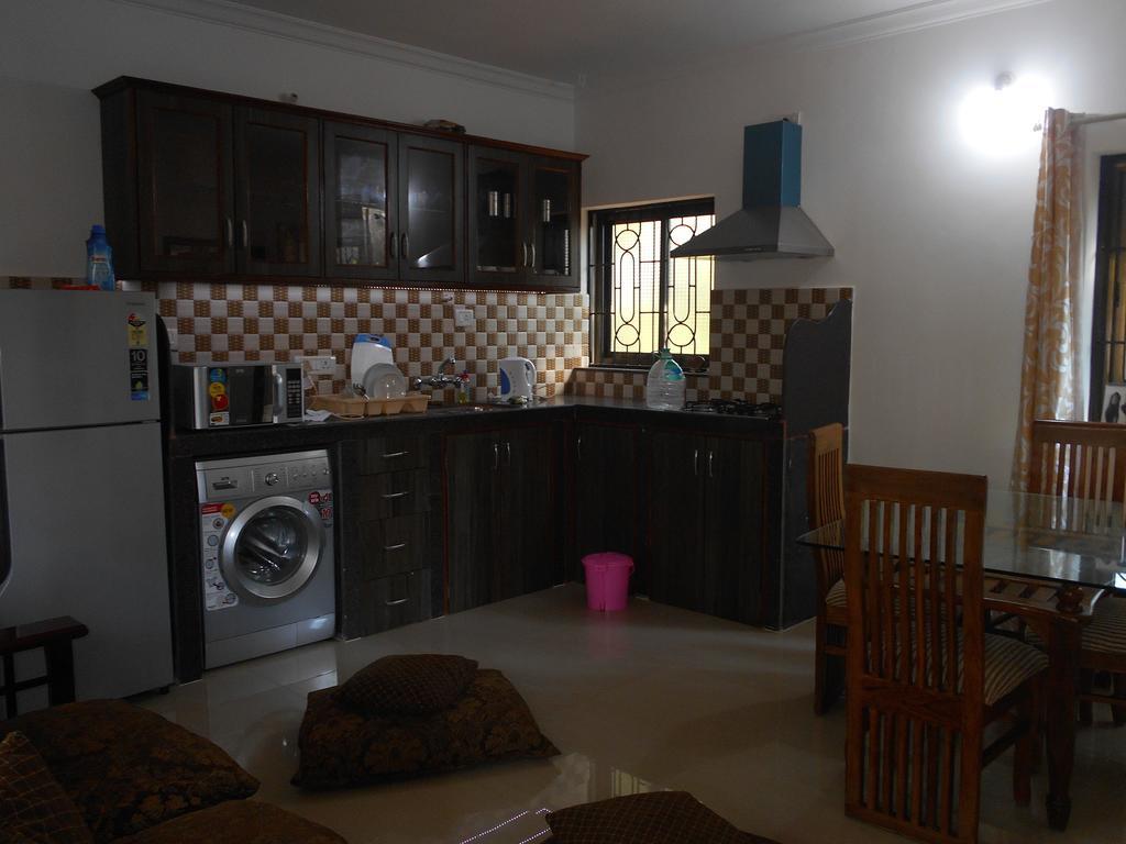 Esha Apartment カラングート 部屋 写真